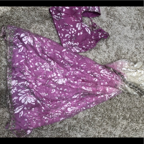 Indian Pink Floral Sari with Blouse - Picture 1 of 4